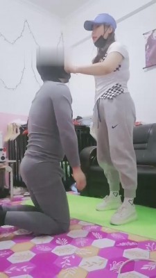 【雪主】夜跑后脏鞋臭袜辱狗 bf10691