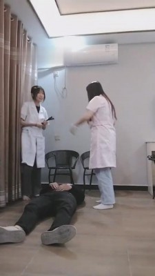 【德意户外男神】双素人护士调狗 bf10746