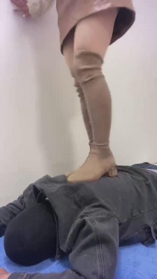【巴莉女王】长靴全体重踩踏专场 bf10812