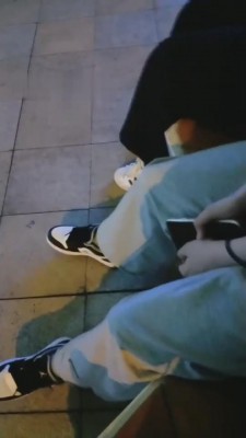 【梵高】真实-成功3个路人踩踏闻鞋 bf11225