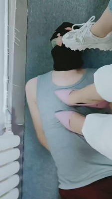 【bibi团】小白鞋+高跟踩脚垫 bf11538