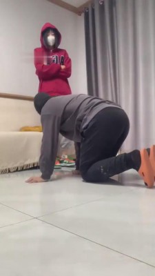 【精神小妹】咖啡店小姐姐自由发泄 bf11928