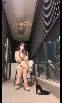 【禾未s】Tj-阳台玩狗 狠拧狗耳朵 bf8644