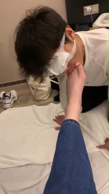 【木秋夜深了】刚和女朋友亲热完就迫不及待求主人调 bf8488