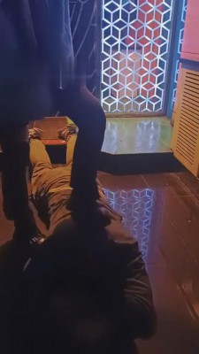 【开发素人】精神小妹KTV暴力tj bf6280