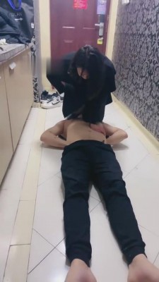 【逗逗】圣水与呕吐物结合强迫吞咽 bf6332