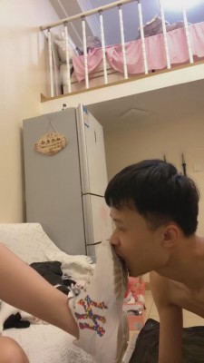 【灵猫】把贱狗当鞋刷机/当地毯 bf7557