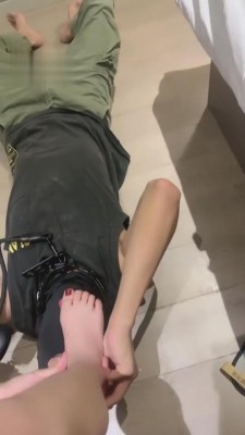 【甜甜】学生S白丝诱惑学长 bf3405