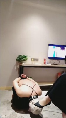 【情侣月主】强制rush+鞭打耳光挑战 bf1518