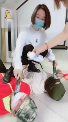 【美离子】暴改素人-双S双M-碾压喂食原味羞辱 bf1862