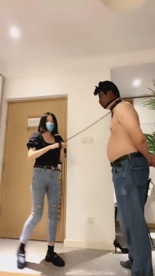 【千条姐】双S-轮流重度踢裆专场 bf2217