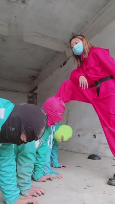 【美离子】鱿鱼游戏-户外虐三奴 bf3273