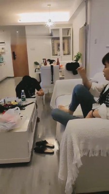 【语晴】享受原味活埋圈养狗 bf12298