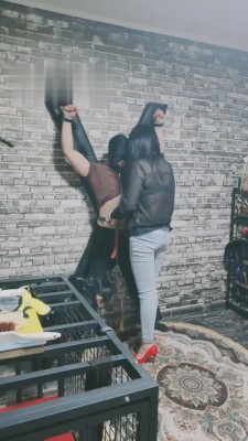 【彤彤】继母带上闺蜜虐狗儿子 bf13281