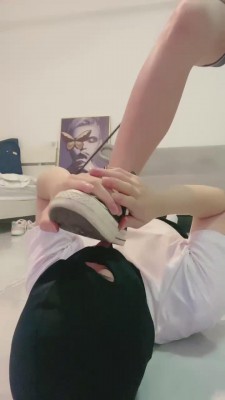 【小劳拉】匡威空军肉丝白袜踩踏 bf13677