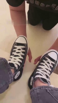 【初见】帆布鞋臭船袜辱狗 bf14039