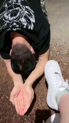 【奈奈生】学生S小白鞋臭棉袜辱狗 bf20871