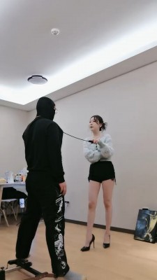 【维妮】开发女仆店小姐姐做S【双视角版】 bf22741