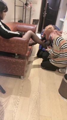 【月月大S】双母畜-精神小妹反被虐/强制舔/喂圣水 bf24705