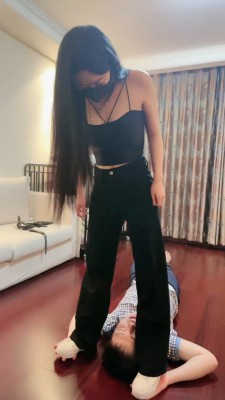 【桃幼幼】小白鞋跳踩/骑马转胯/喝洗脚水/踢踹 bf26004