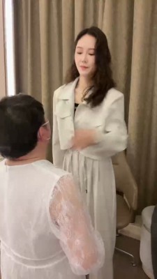 【筱月】车模耳光暴打变装狗-喂口水 bf25857