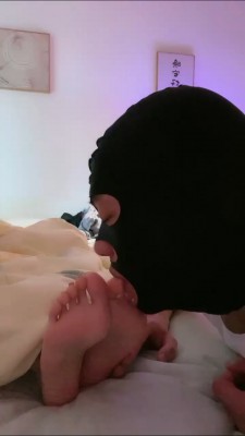 【奈奈生】清晨伺候起床-喝洗脚水-骑马喝晨尿 bf26317