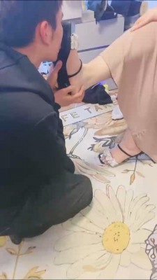 【宝珠姐姐】蹂躏追求者-耳光抽+全体重踩踏 bf26304