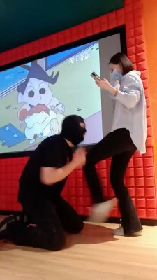 【Q月】运动鞋重度强制连环提档 bf26197