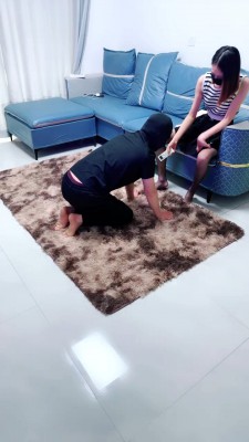 【涵姐】偷高跟的bt被惩罚 bf27700