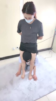 【语阳】跆拳道女神超强裸足腿绞窒息/手掐窒息 bf27965