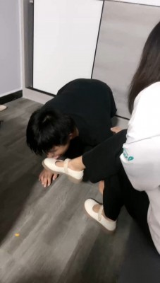 【熊熊S】素人小姐姐-口水-耳光-转胯专场 bf28844