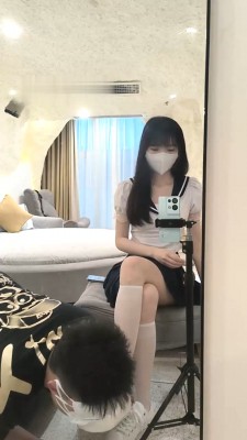 【yuki】白丝全体重踩踏/掐脖窒息/转胯捆绑舔脏鞋 bf29050