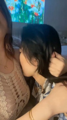 【橘子没熟】拉拉母畜-闻舔专场 JS23071819