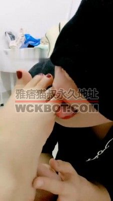 【白婉儿】和闺蜜一起踩虐抖M男友 bf33355