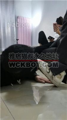 【文文文】骑马/舔脏鞋/品尝素人裸足【三视角版】 JS240113-4