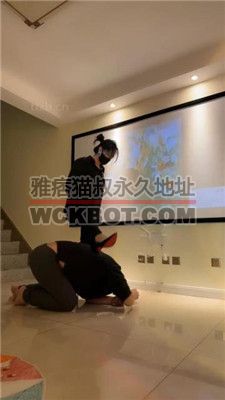 【辣姐】白领S高跟踩虐老板狗/狗盆喂狗粮/舔脚趾 bf38140