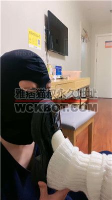 【姜果果】皮鞋白袜深喉恋足舔【上】 JS2402017-9