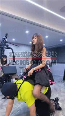 【麋鹿银儿】暴力仙女-骑马犬化/抽耳光/高跟踩踏/掐脖窒息 bf39121