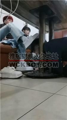 【文文文文】3S-桌底视角-迷恋脏鞋原味棉袜【双视角版】 JS240501-2