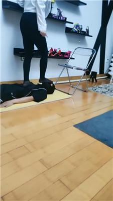 【魔鬼天使】黑丝美腿全体重踩踏【双视角版】 bf43071