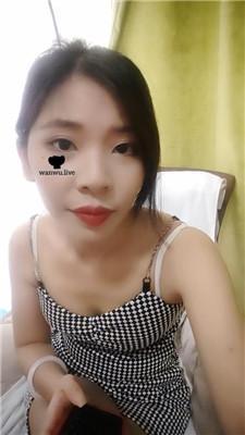 【懿馨】裸足踩脚垫/下跪伺候吃饭 JS240724-14