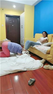 【雯雯可劲吃】素人高中生S-骑马狗爬【完整版】 JS240728-31