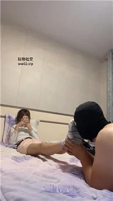 【精神小妹】床上闻舔原味棉袜裸足/坐脸窒息 bf45493