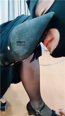 【拽拽】白领S-高跟黑丝脚下奴 JS241013-19