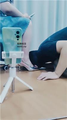 【拽拽】舔脏鞋/全体重踩踏 JS241019-12