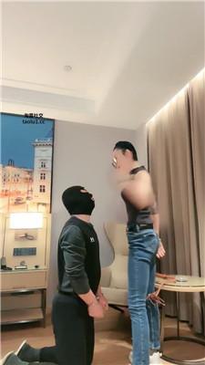 【爵恋霸主】运动鞋黑丝踩虐/重度鞭打/赏赐圣水 bf49966