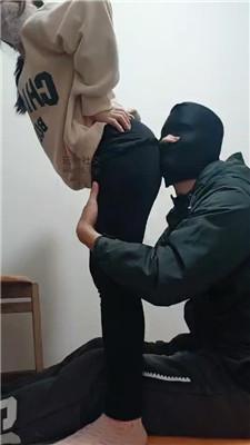 【思纯】鞭打/棉袜脚踩虐 JS241213-53