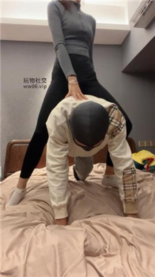 【伊未】美腿绞杀/鞭打/白袜脚踩/踢裆耳光 bf48337