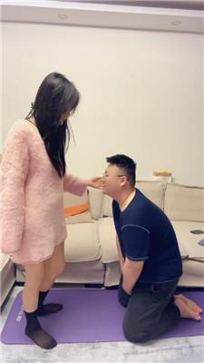 【埋汰】骑马抽耳光/黑丝脚踩虐 bf49105