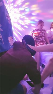 【飒姐】真实母女狗虐邻居狗 JS250302-7